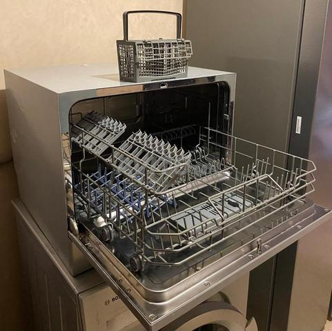 غسالة الأطباق CANDY