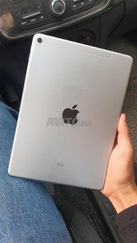 iPad Pro (9.7 inch) WI-FI et Cart Sim  32 Gb