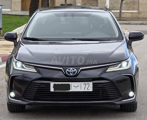 كورولا هايبرد ديستنكتيف BVA يد أولى