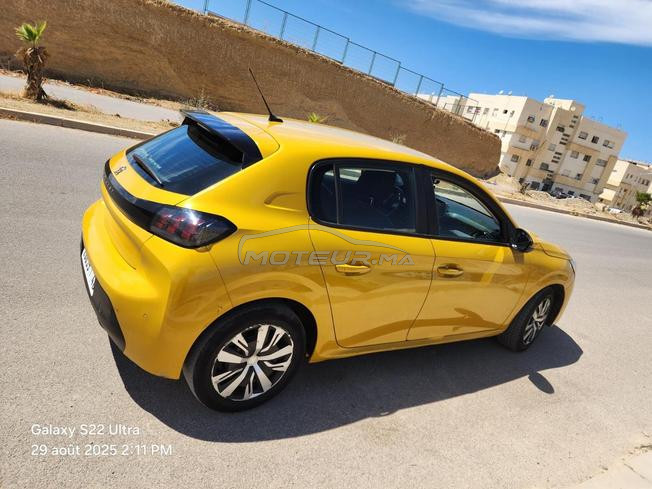 Peugeot 208 annee 2020 fiable et économique b