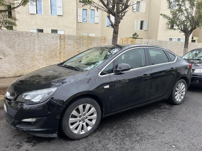 Opel- Astra Berline à vendre 