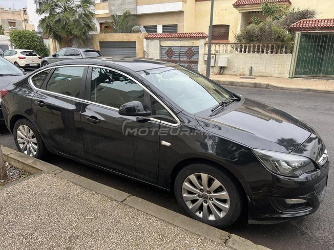 Opel- Astra Berline à vendre 