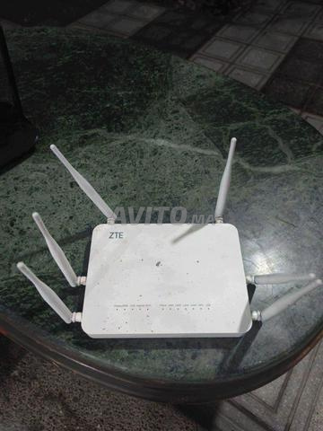 Routeur ZTE Fibre Optique - 6 Antennes Couverture Puissante
