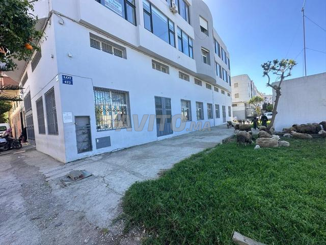 مكتب كبير للإيجار بمساحة 170 متر مربع المنطقة الصناعية كزناية - 2