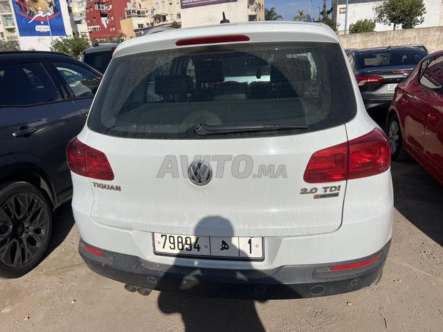 volkswagen tiguan2018 très bon état