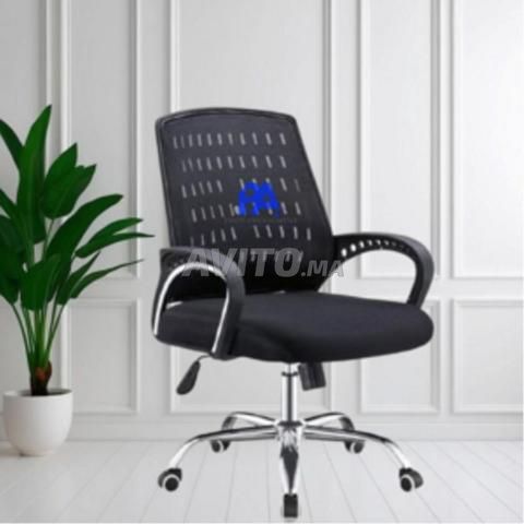 Chaise bureau opérateur/vestiaire/comptoire