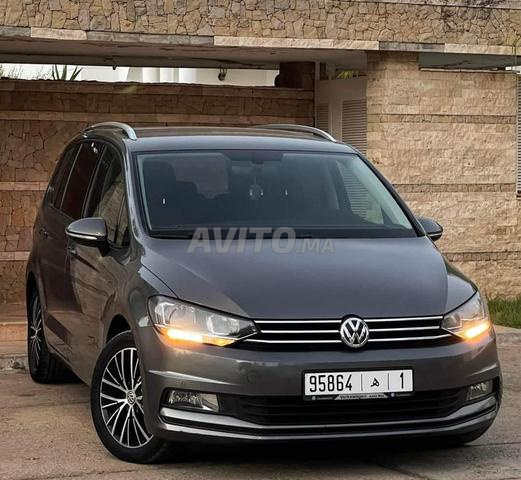 VOLKSWAGEN TOURAN DIÉSEL 2019