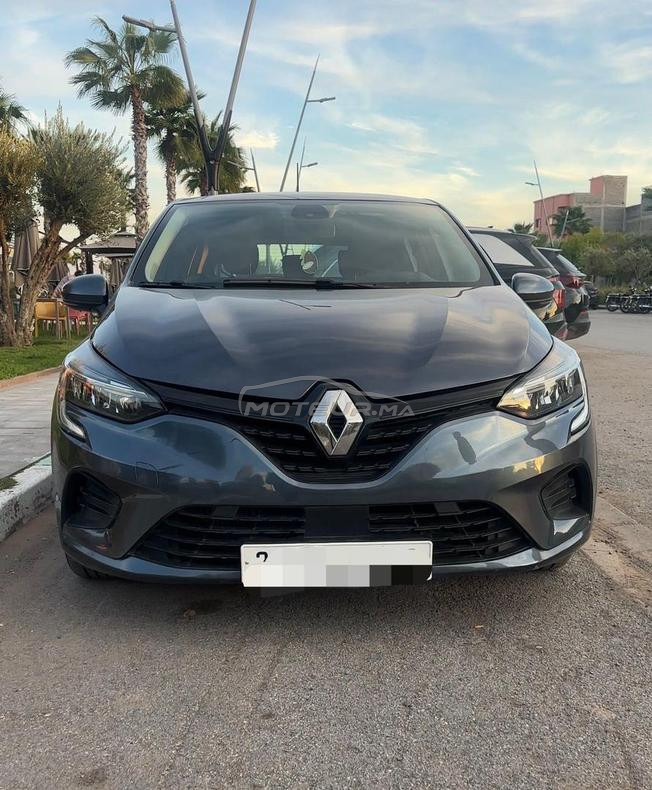 Renault Clio Essence Automatique 2022 à Marrakech