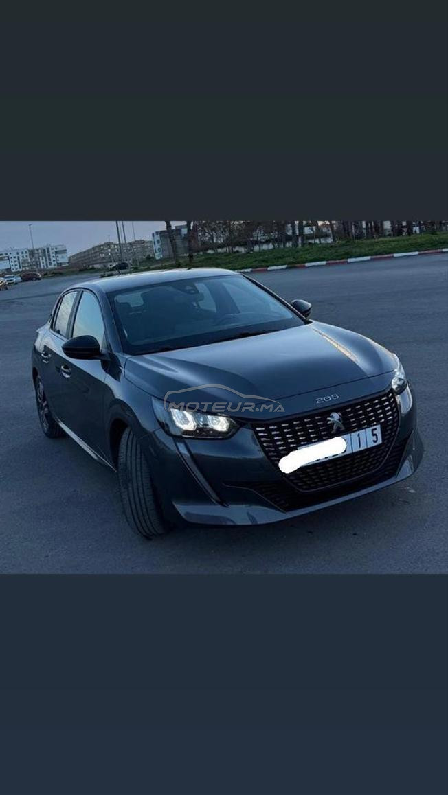 Peugeot 208 Diesel Manuelle 2024 à Salé