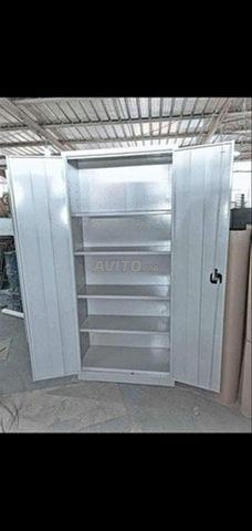 Armoire pour entreprise/vestiaire/banquette - 2