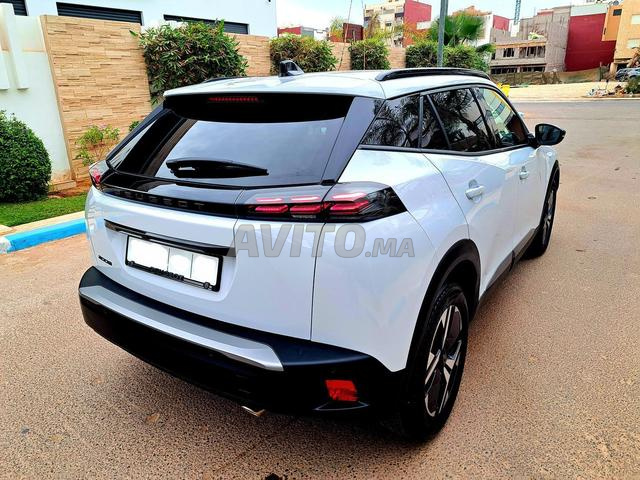 Peugeot 2008 Hdi 1ère main Automatique 10/2024 - 2