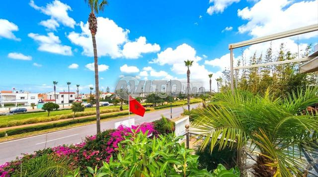 RBA-AG-1139 - فيلا للإيجار في حي الرياض - 2