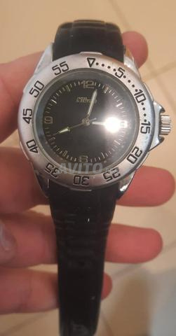 ساعة Nikon بحالة جيدة