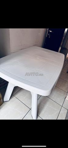 Salle a manger plastiqué