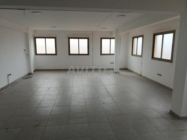 مكتب للإيجار في حي المسار قرب الشارع الرئيسي - 2