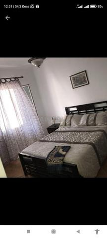 شقق نظيفة في تجزئة عائلية وسط مدينة بني ملال