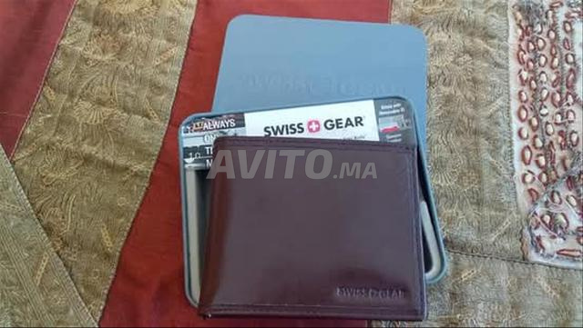Portefeuille Swiss Gear en véritable cuir neuf