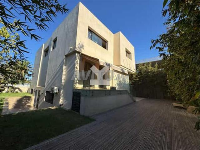 157830-Villa à louer à 130000DH à Longchamps