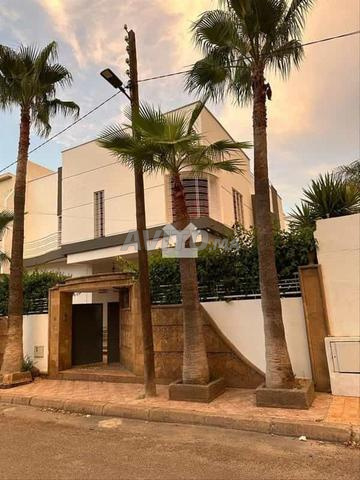 16069-Villa à louer à 22000DH à Mont Fleuri