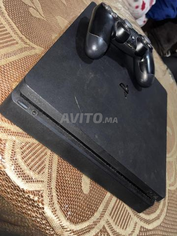 PS4 slim 1TB - 2