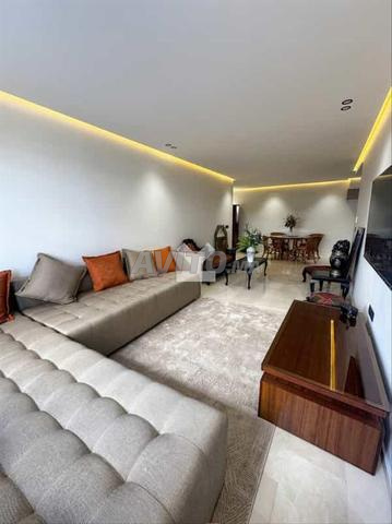 168185-Appartement à louer à 10000DH à l'Oasis