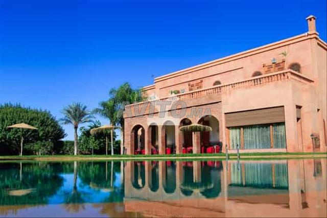 22120-Vente Villa à   de 8826 m²