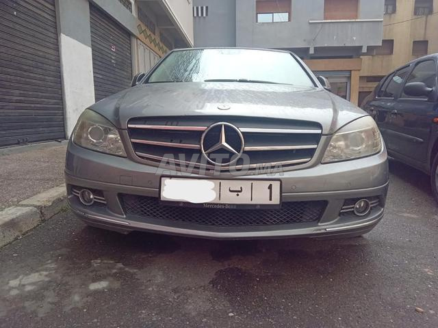 Mercedes-Benz 220 Diesel Automatique 2008