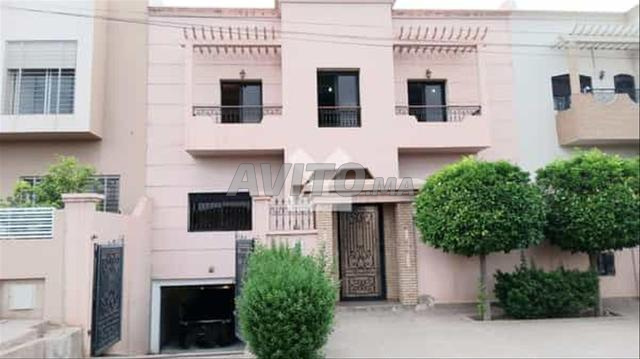 47438-Vente Villa à Marrakech Targa de 240 m²