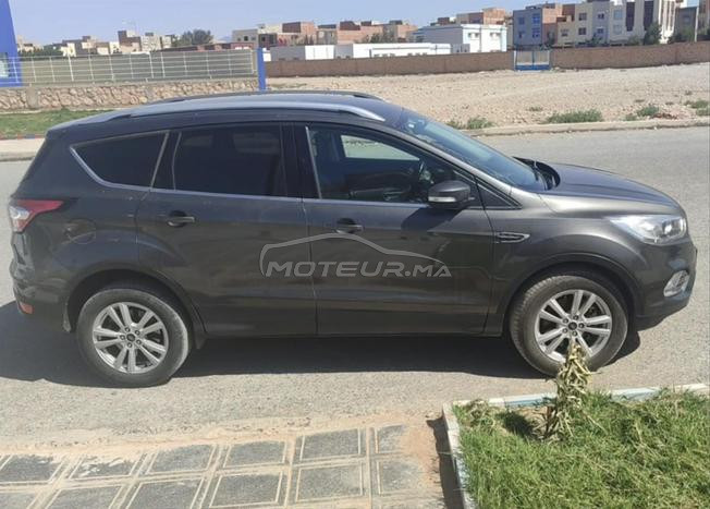 ford kuga a vendre tres bien entretenu comme neuf 