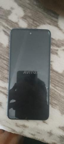 1000 dh / 950 dh / 900 dh