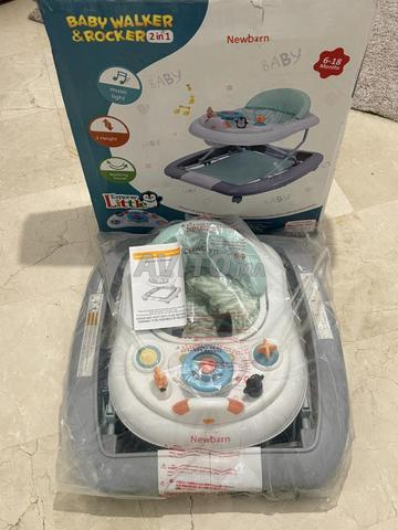 مشاية أطفال موسيقية متطورة