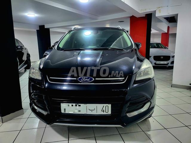 Ford Kuga 2.0 diesel automatique 2015 - 2