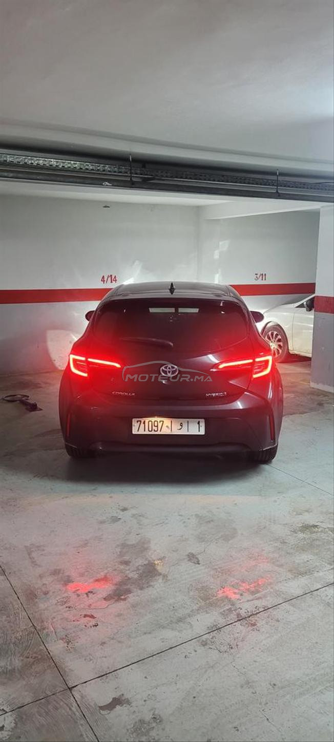 toyota corolla hybride 