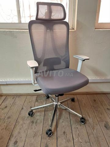 Fauteuil président en simili cuir/vestiaire/clapet - 2