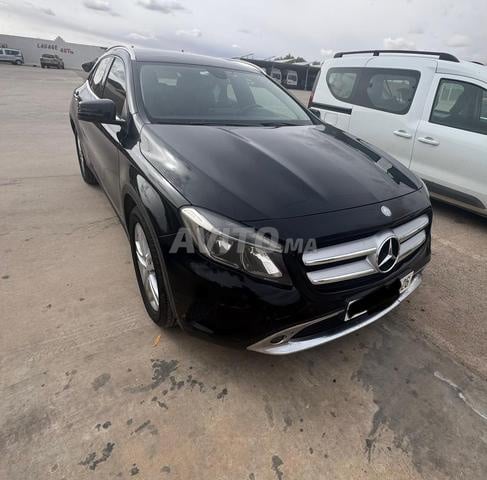 Mercedes GLA 2015, 200