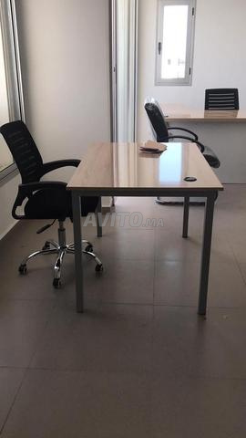 Bureau en bois élégant et pratique bureau directeur