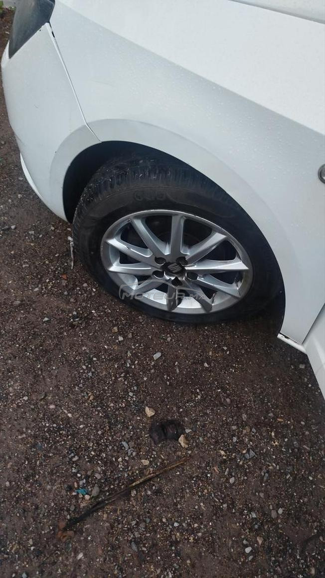seat ibiza 1.6 très bon état 