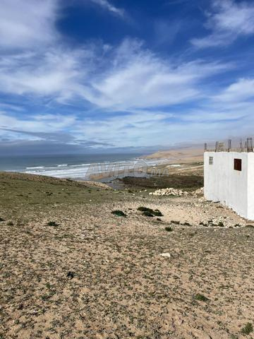 Terrain à vendre en face a la plage de tamri