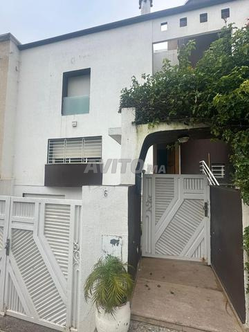 villa à vendre en plein centre de kenitra 