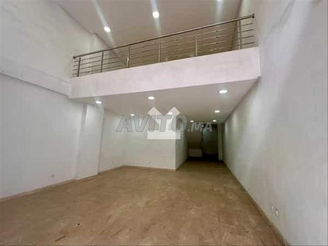 172642-Local à louer à 15000DH à Fida