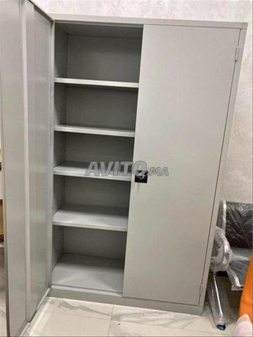 Mobilier professionnel/armoir/vestiaire - 2