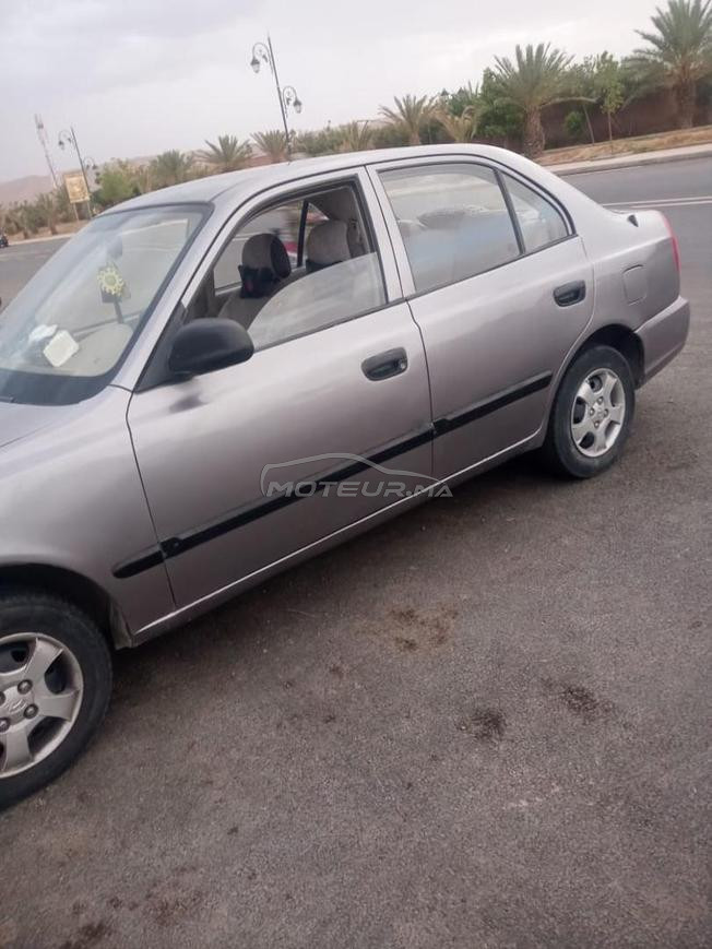 بيع سيارة هونداي اكسانت مزوط 