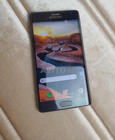 Samsung Galaxy Note Edge 700 MAD