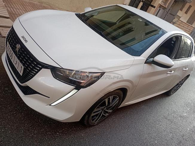 Voiture intacte 