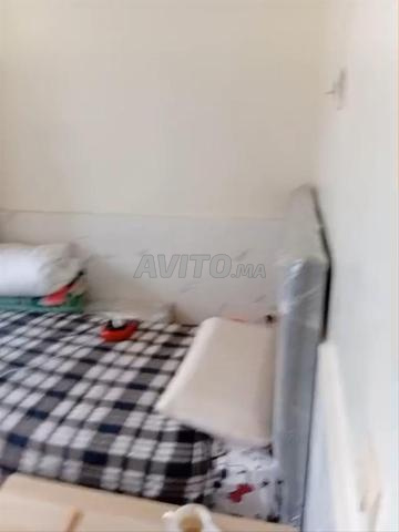 غرفة مفروشة/فتاة/المعاريف/ماء-كهرباء-مشمولة