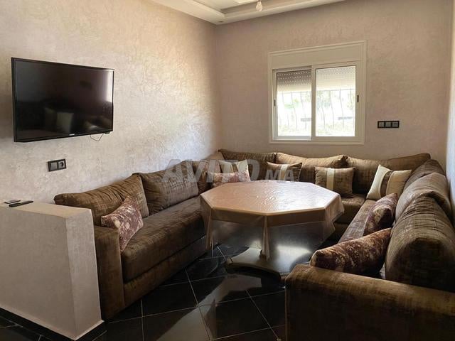 très propre appartement meublé