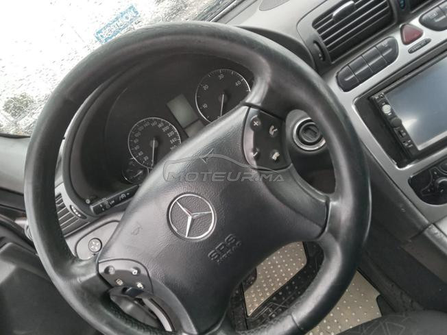 Mercedes Benz 220 Diesel Manuelle 2001 à Fès