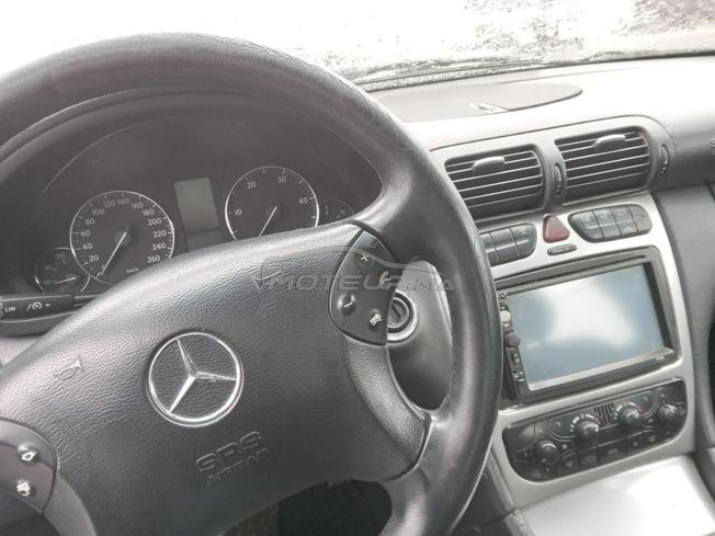 Mercedes Benz 220 Diesel Manuelle 2001 à Fès