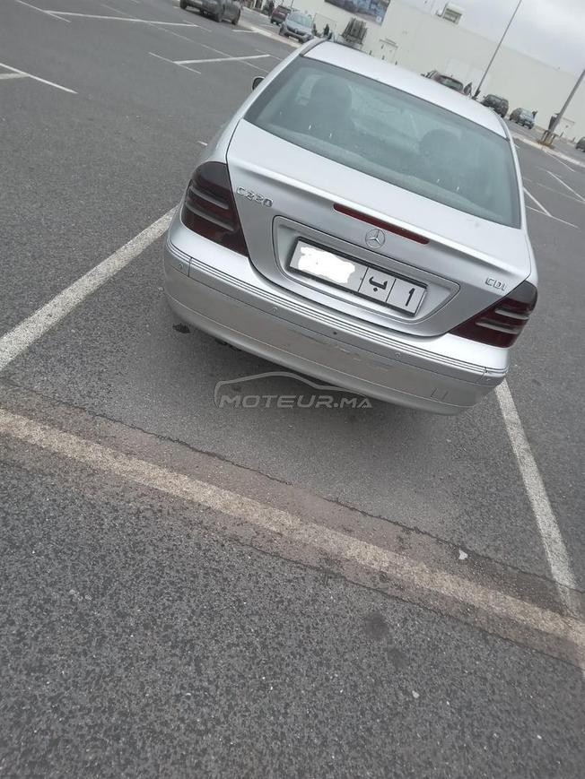 Mercedes Benz 220 Diesel Manuelle 2001 à Fès