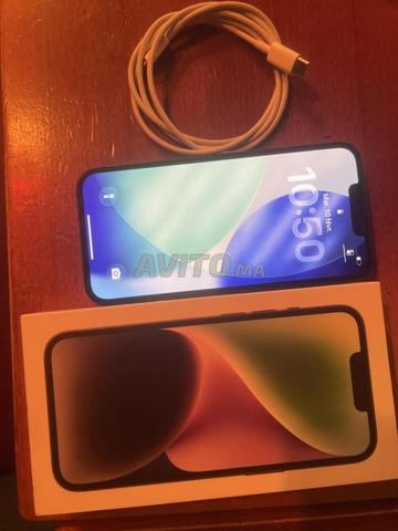 iPhone 14 très bon état 128g